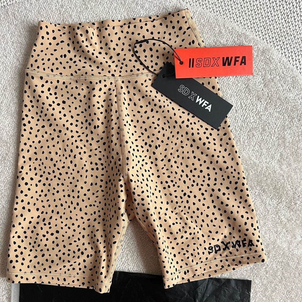 White Fox x Sarah’s Day Speckle Bike Shorts Sand XS